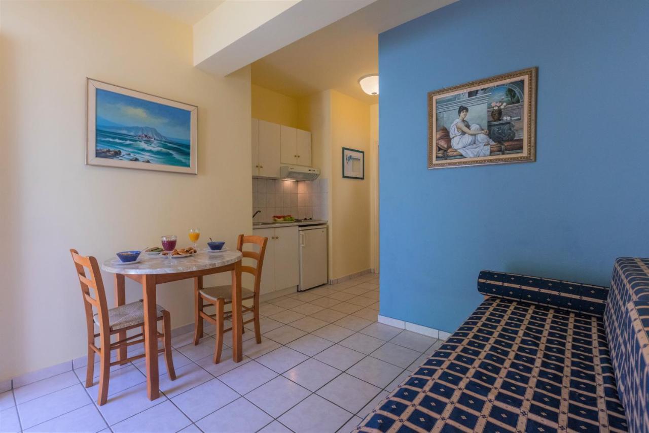 Garbis Villas & Apartments Lourdata  Dış mekan fotoğraf
