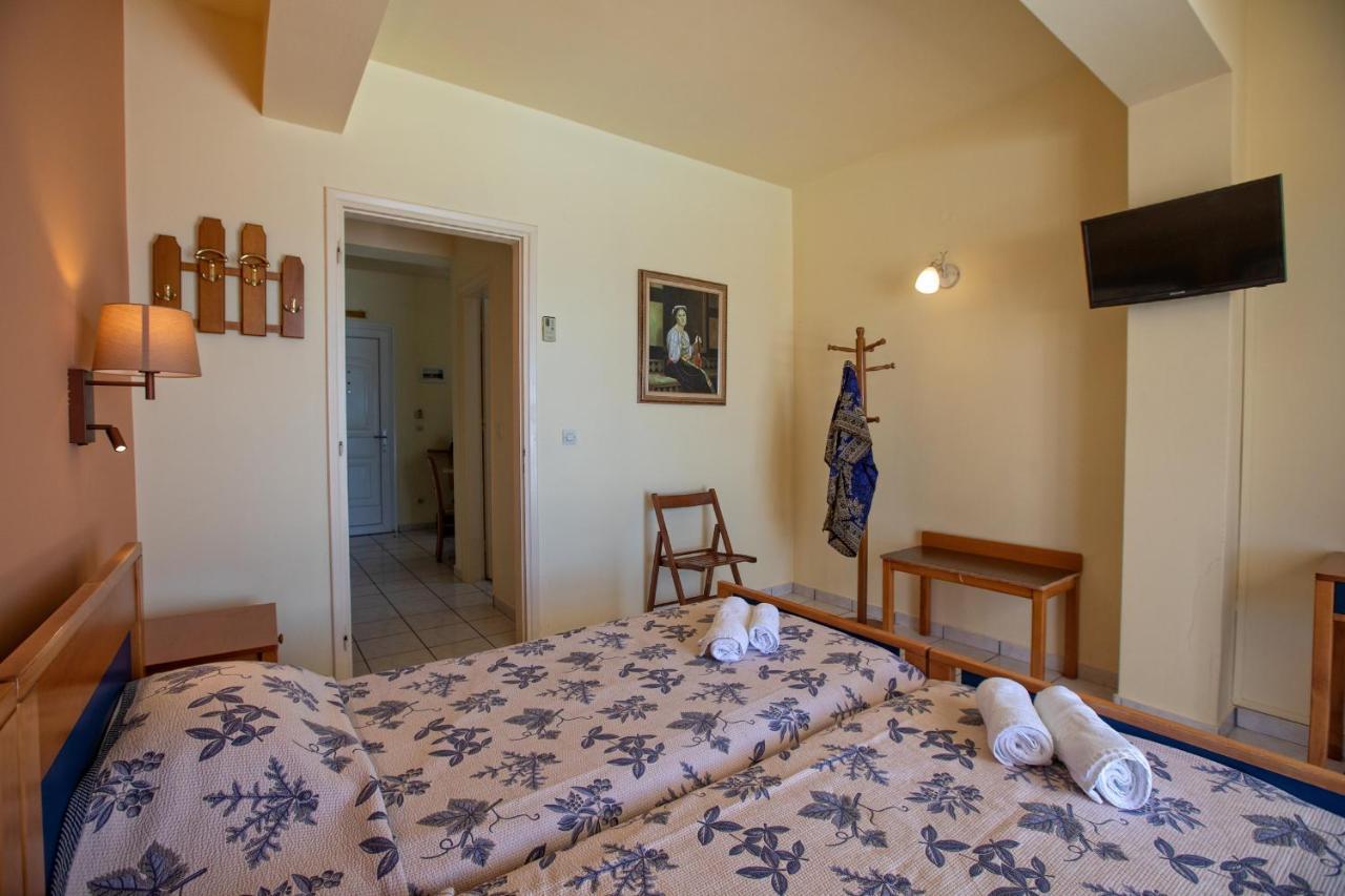 Garbis Villas & Apartments Lourdata  Dış mekan fotoğraf
