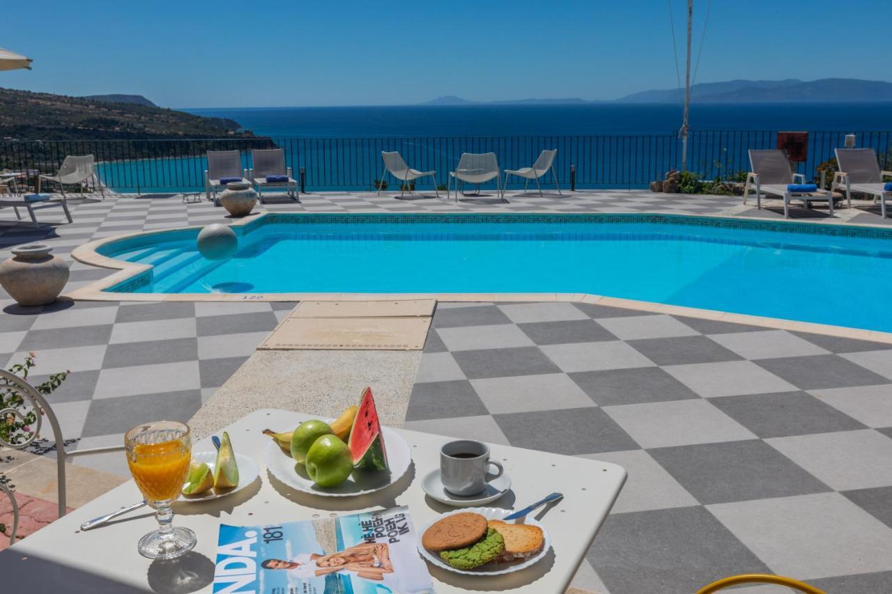 Garbis Villas & Apartments Lourdata  Dış mekan fotoğraf