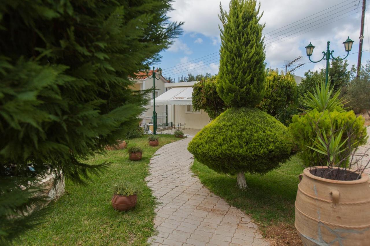 Garbis Villas & Apartments Lourdata  Dış mekan fotoğraf