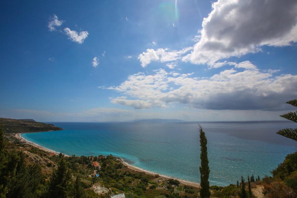 Garbis Villas & Apartments Lourdata  Dış mekan fotoğraf